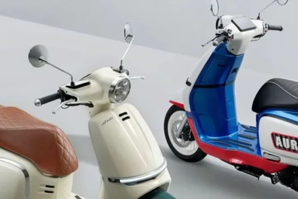 Vespa Minggir Dulu, Skutik Klasik CFMoto 150AURA Dijual Rp 30 Juta